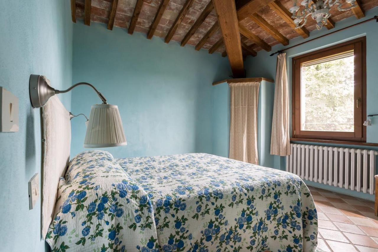 Agriturismo Il Poggio Degli Scoiattoli Bed & Breakfast Perugia Bagian luar foto