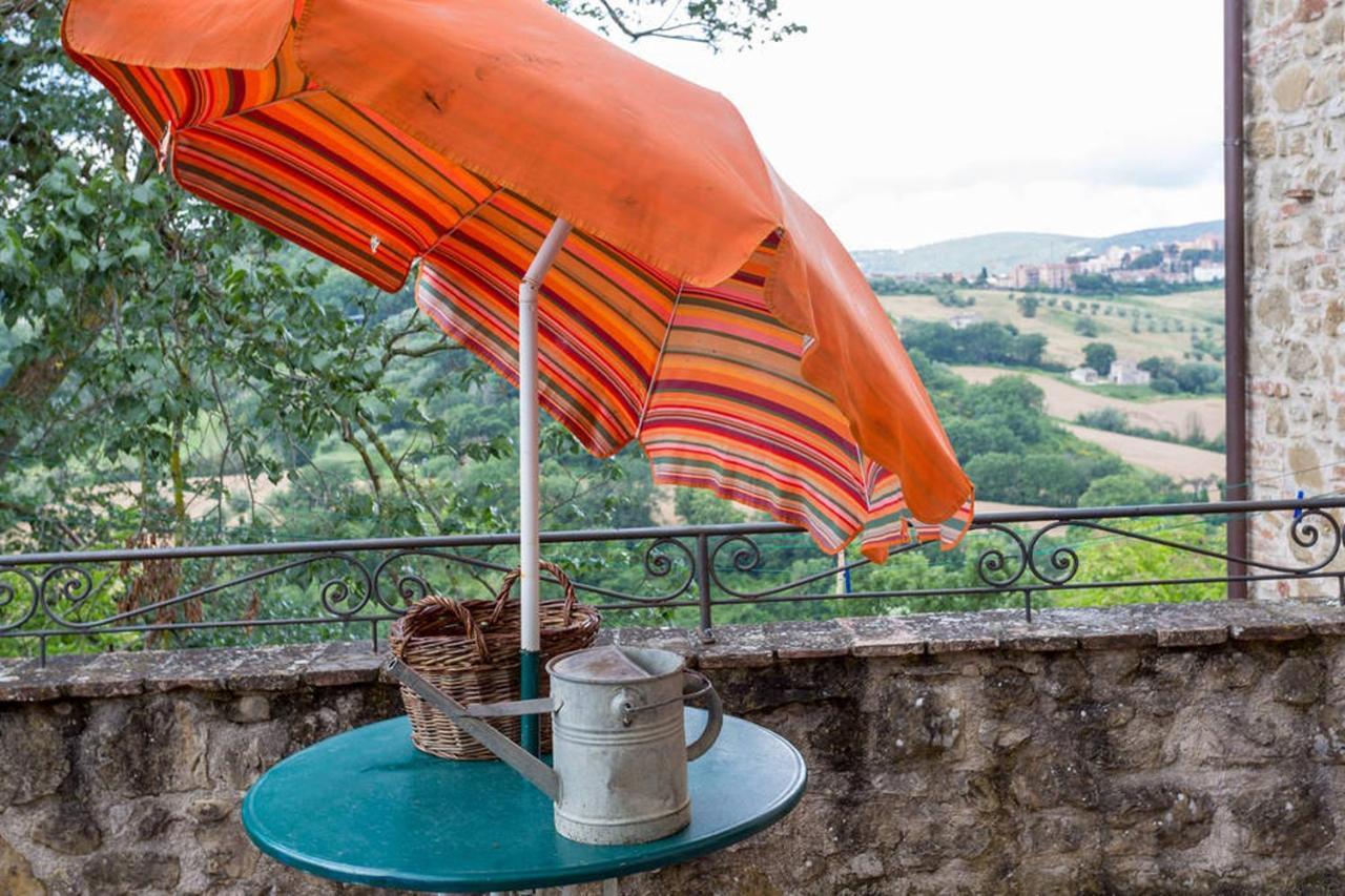 Agriturismo Il Poggio Degli Scoiattoli Bed & Breakfast Perugia Bagian luar foto